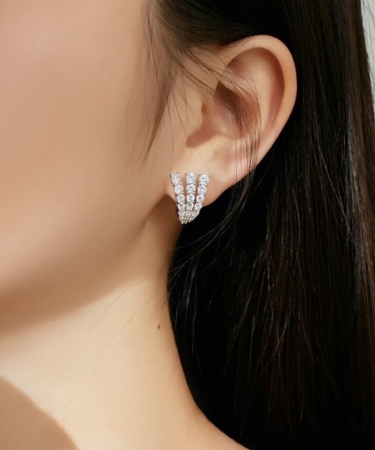 Sterling silver earrings with zircons