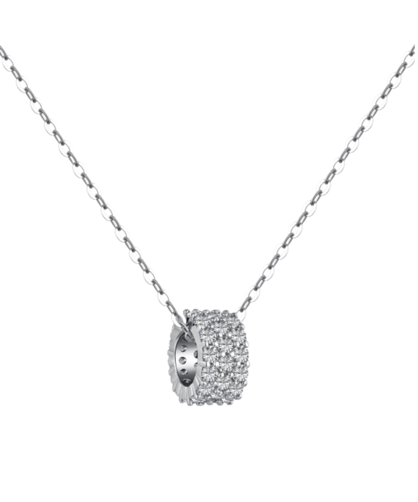 Sterling silver chain with zirconium pendant