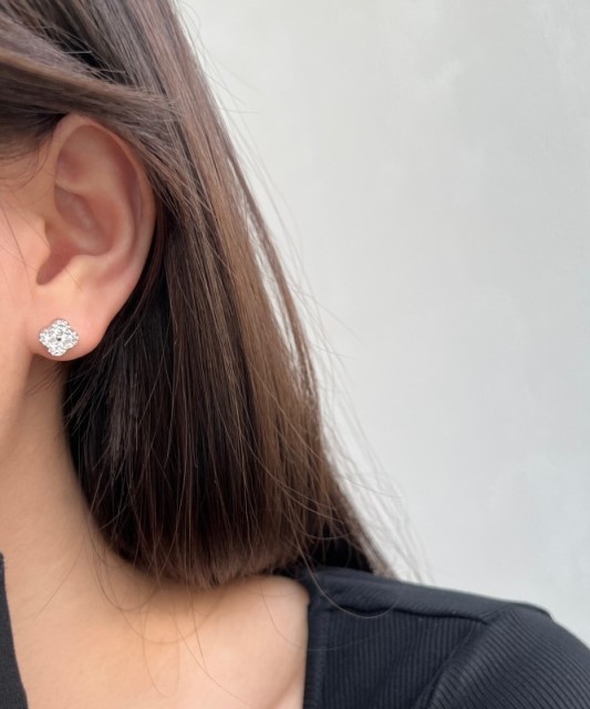 Sterling silver earrings with zircons