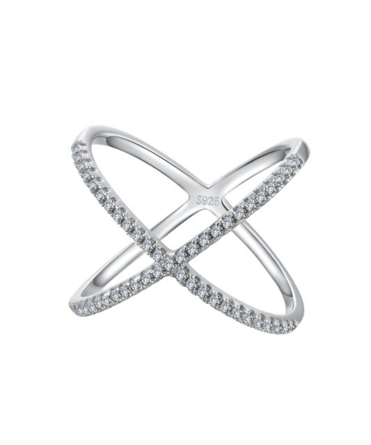 Sterling silver ring with zircons