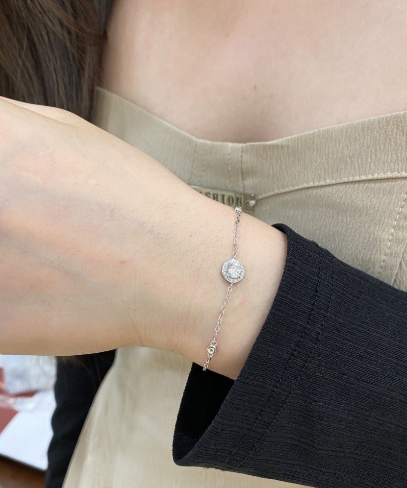 Sterling Silver bracelet with zircons