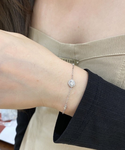 Sterling Silver bracelet with zircons