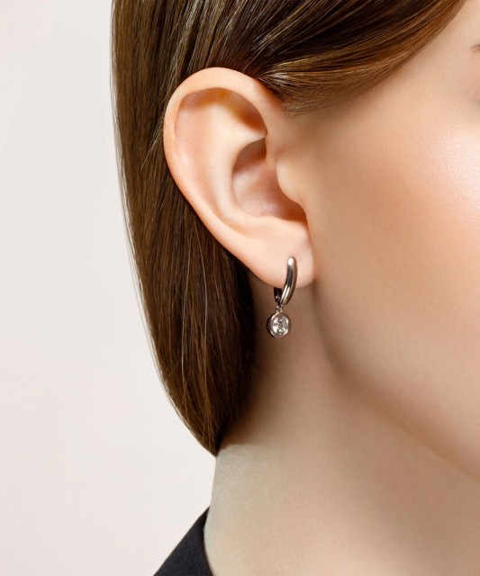 Sterling silver earrings with zirconium