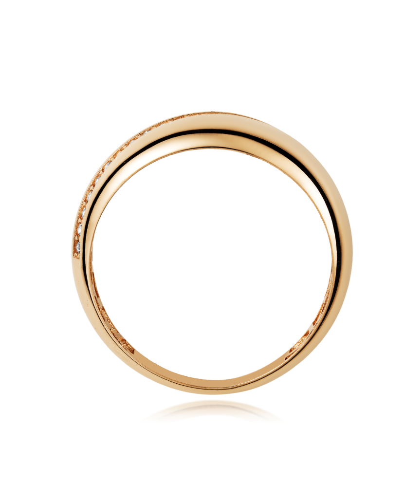 Gold ring with zircons