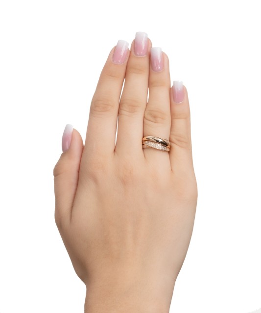 Gold ring with zircons