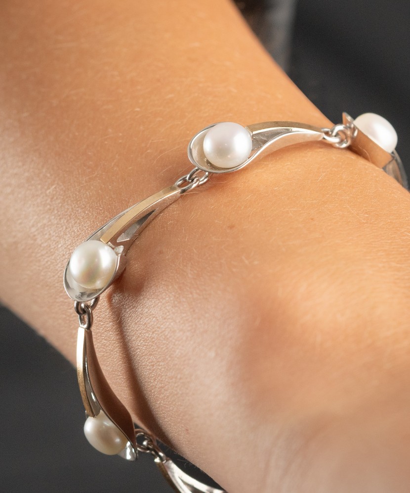 Gold plated sterling Silver bracelet with zircons