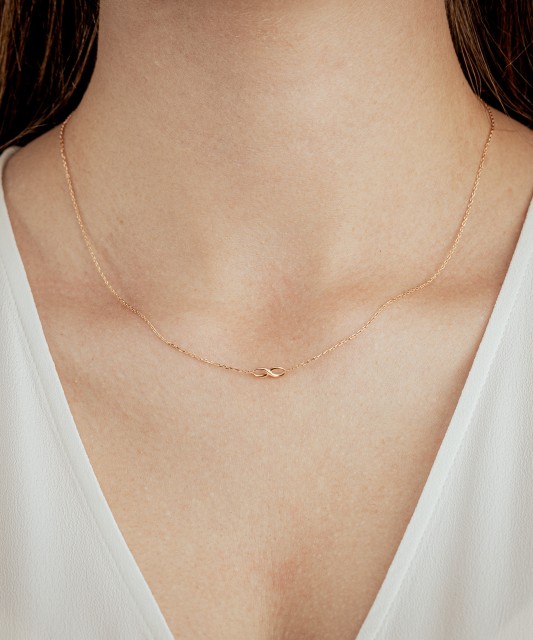 Double gold chain with pendant "infinity"