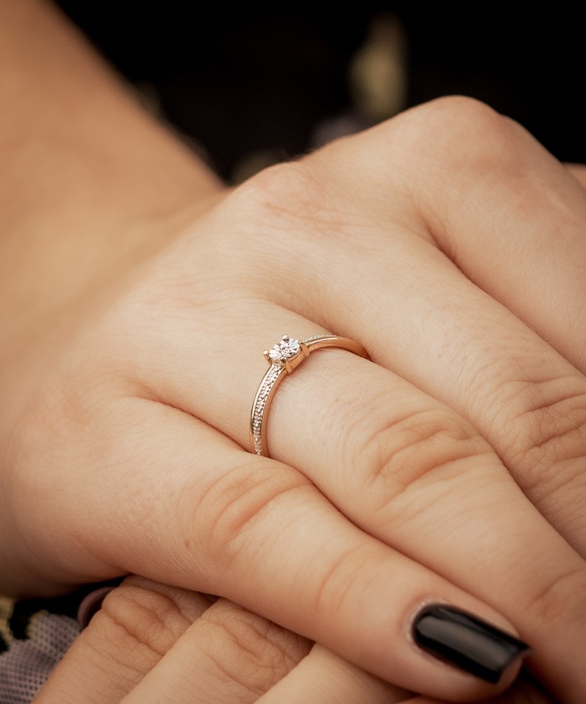 Yellow Gold ring with diamonds