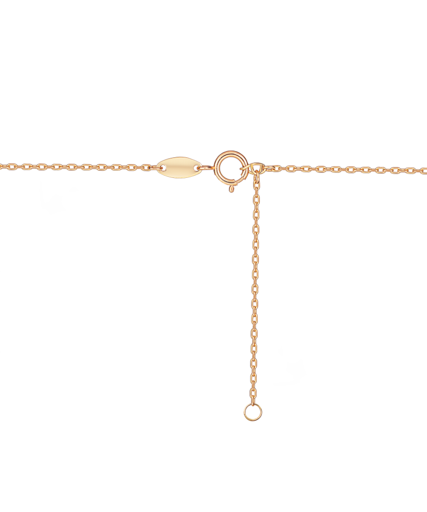 Kultainen ketju riipuksella