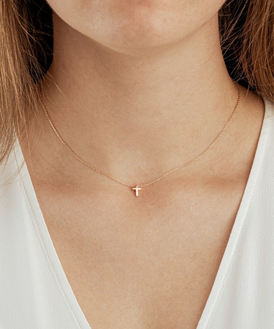 Gold chain with pendant "cross"