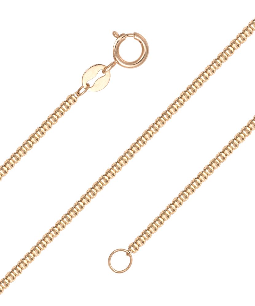 Kultainen ketju riipuksella