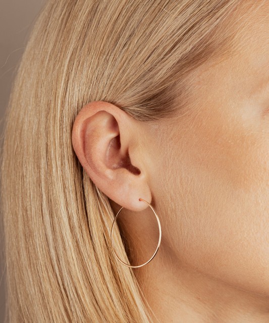 Kultaiset korvakorut 35mm