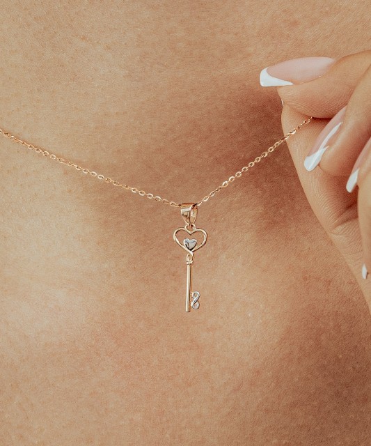 Gold pendant "Key"
