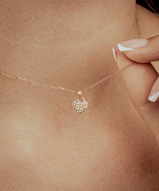 Kultainen riipus "sydän"