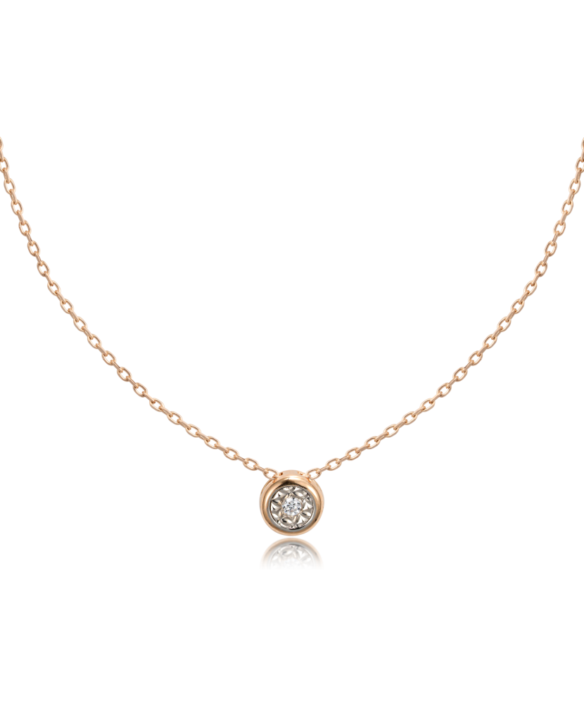 Gold chain with diamond pendant