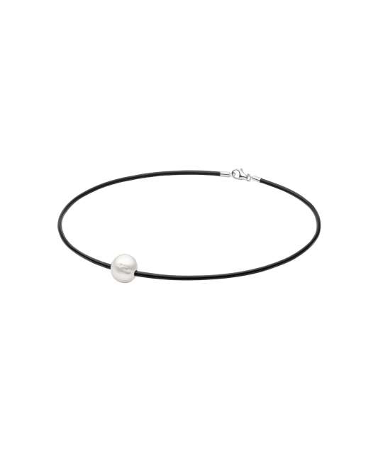 Leather chain with pearl