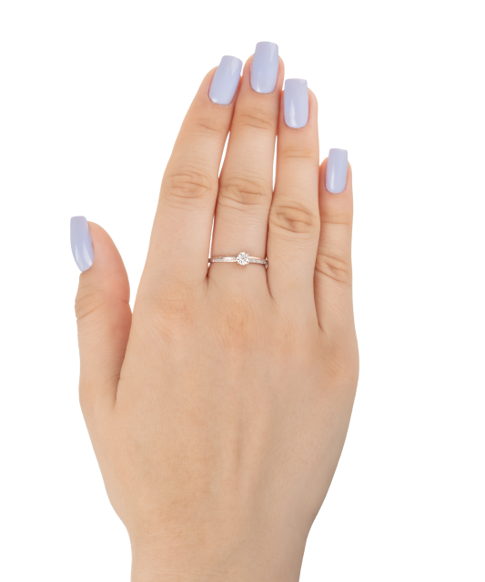 Kultasormus timanteilla