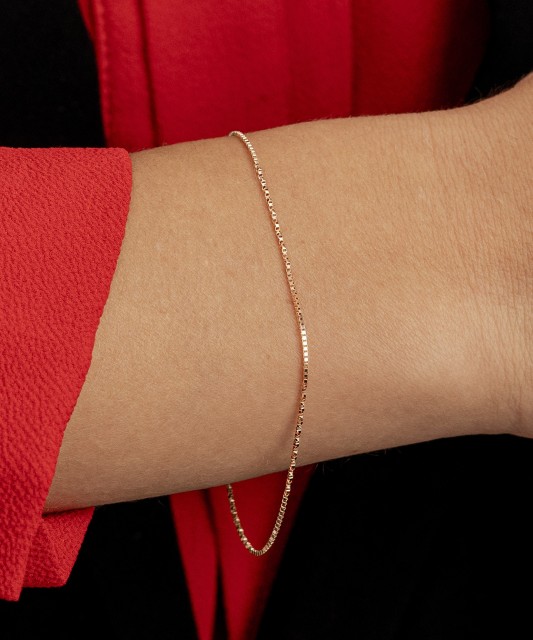 Kultainen rannekoru "Box" 0.8mm