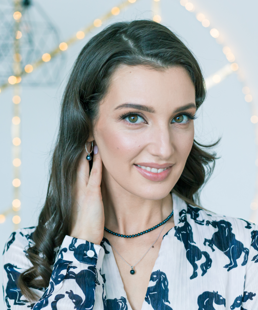 Sterling silver earrings with pearls and zircons