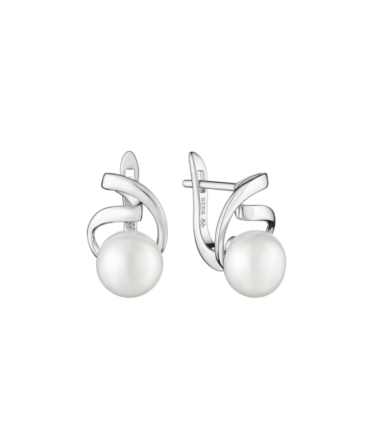 Sterling silver earrings with pearls