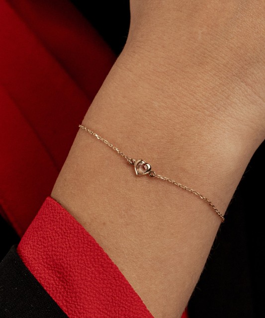 Gold bracelet with zirconium