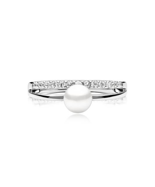 Sterling silver ring with pearls and zircons