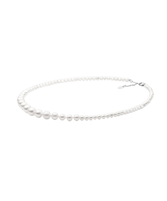 Pearl necklaces with silver