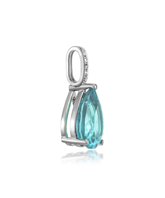 White gold pendant with topaz and diamonds