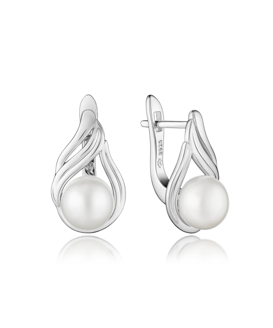 Sterling silver earrings with pearls