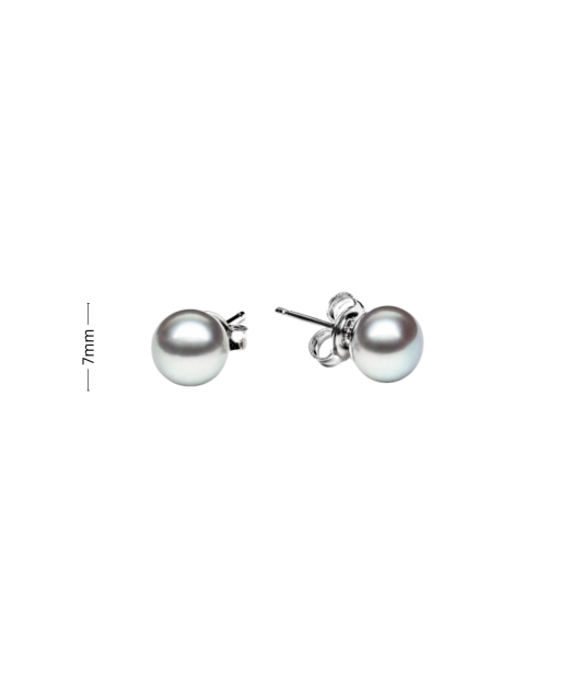 Sterling silver earrings with natural pearls