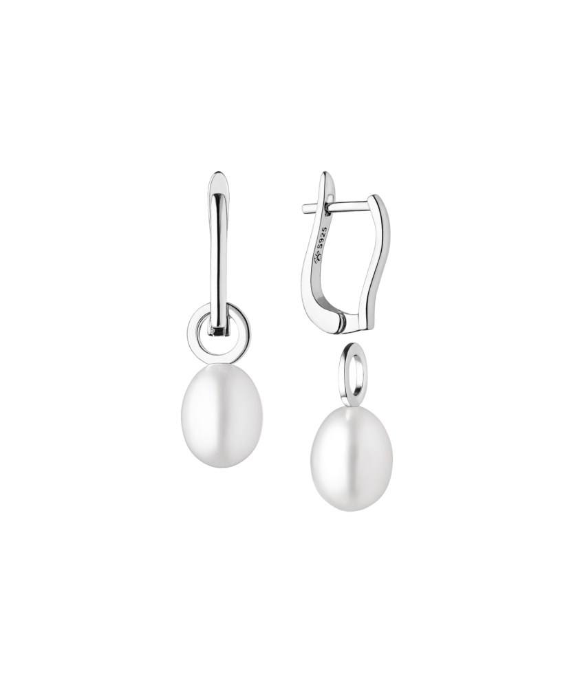 Sterling silver earrings with natural pearl