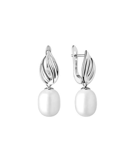 Sterling silver earrings with natural pearls
