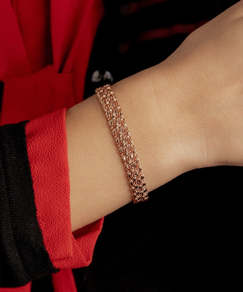 Gold bracelet