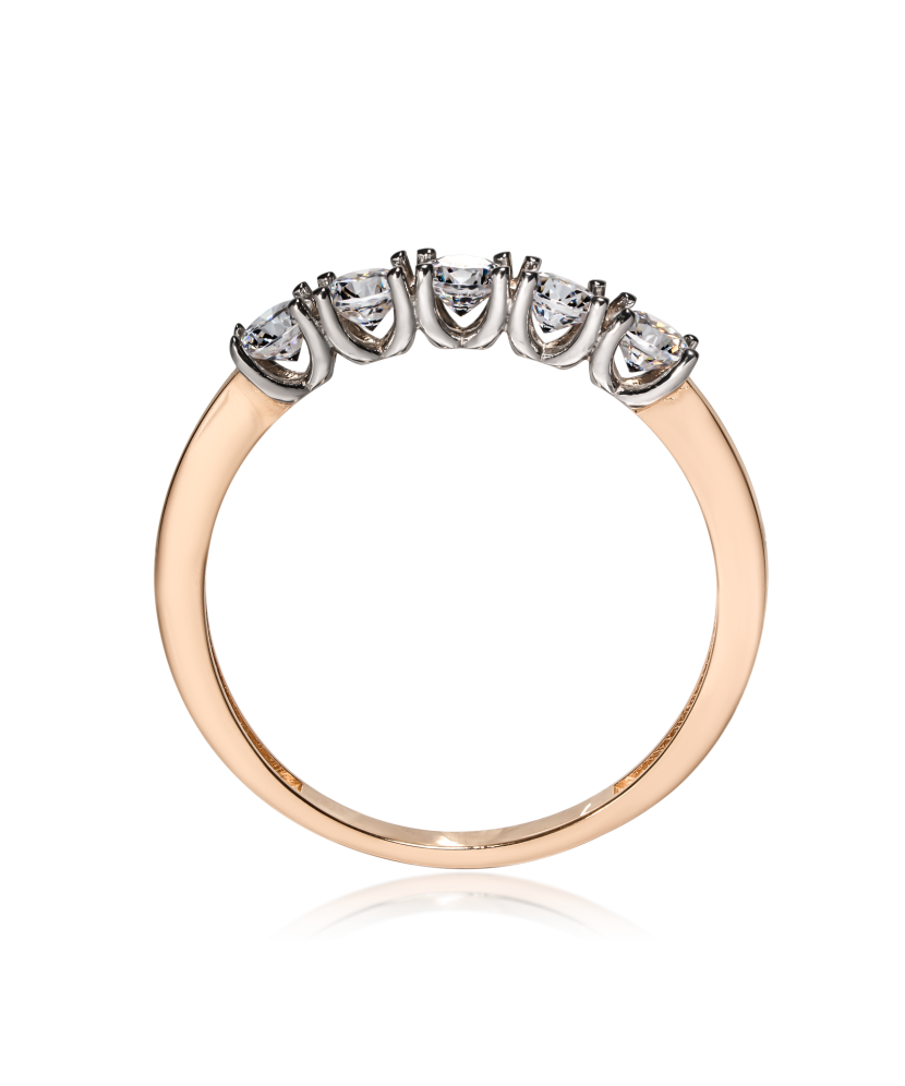 Gold ring with zircons