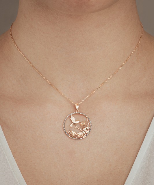 Gold pendant "Hummingbird"