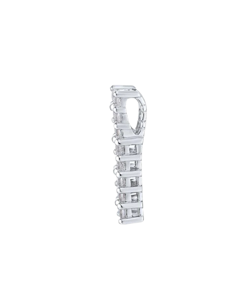 Sterling silver pendant with zircons