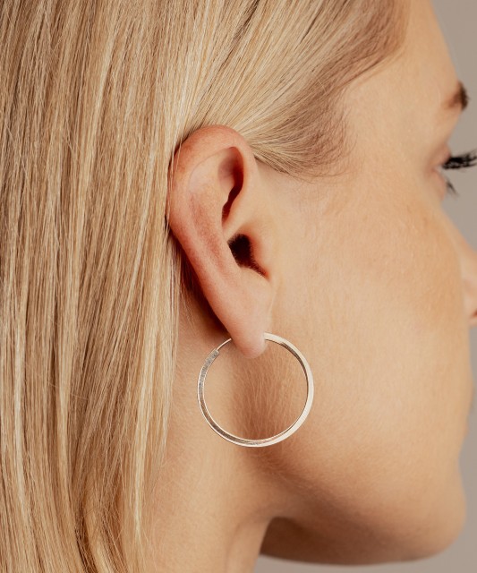 Gold hoop earrings 30mm