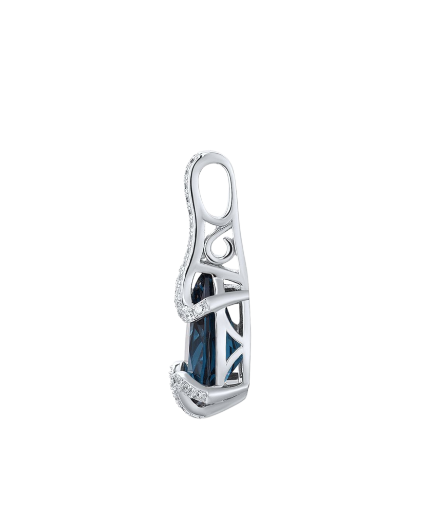 Sterling Silver pendant with nano sapphire and zircons