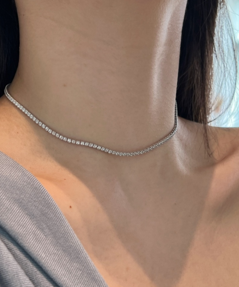 Hopeinen ketju zirkoneilla 2mm