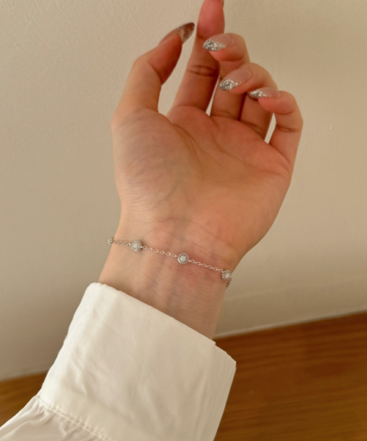 Sterling Silver bracelet with opal