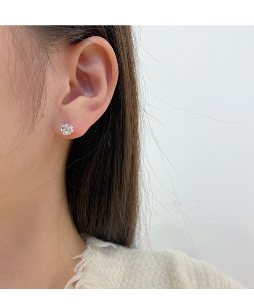 Sterling silver earrings with zircons 6mm