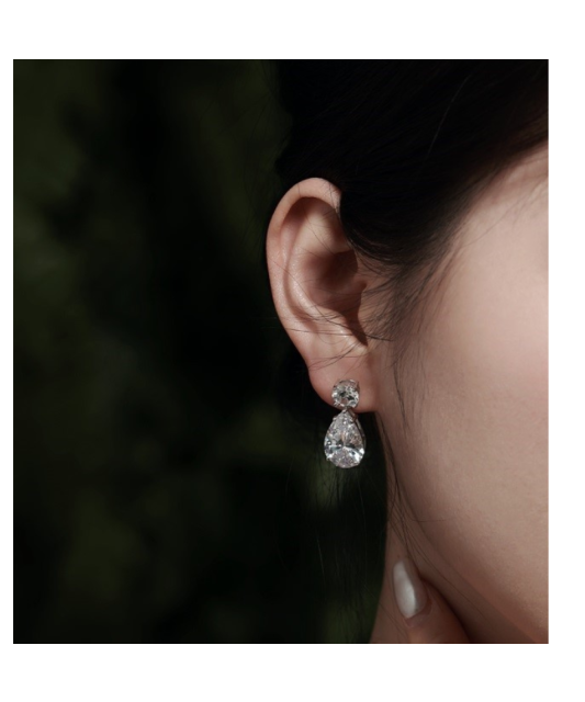 Sterling silver earrings with zircons