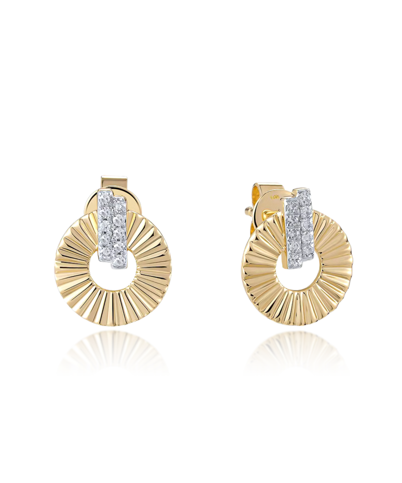 Yellow Gold earrings with diamonds