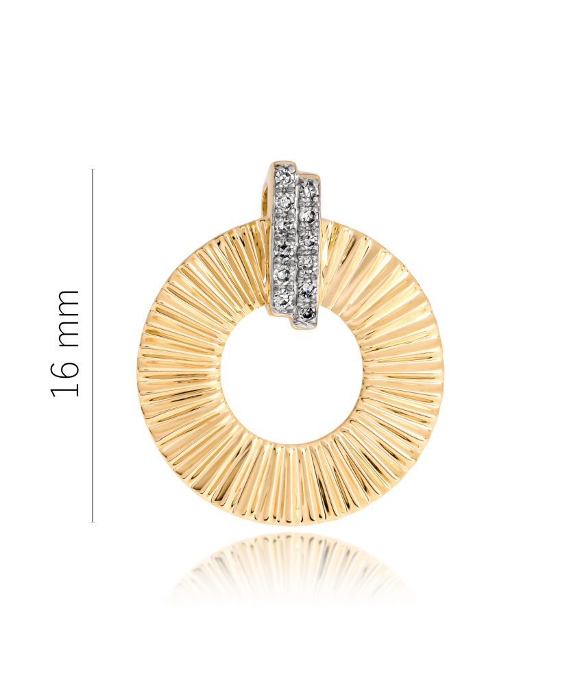 Yellow Gold pendant with diamonds