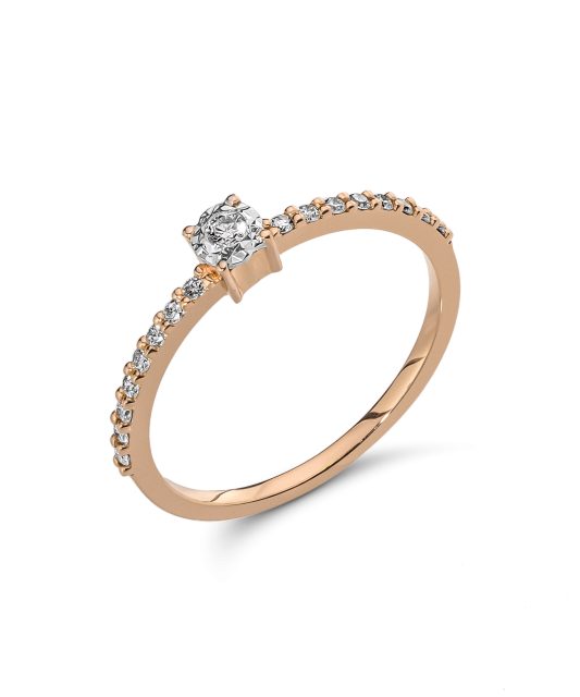 Gold ring with diamonds