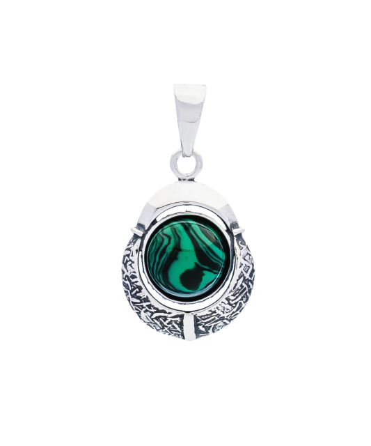 Sterling silver pendant with malachite