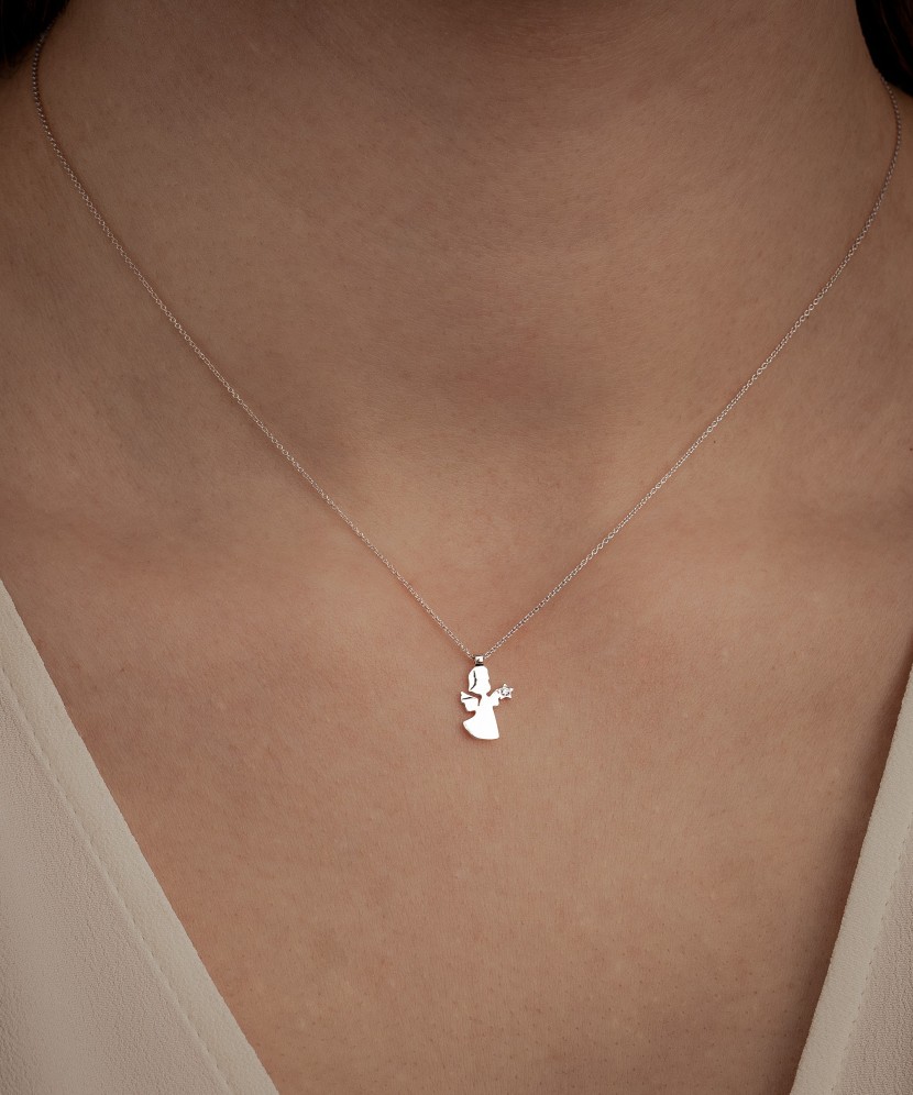 Valkokultaketju timanttiriipuksella