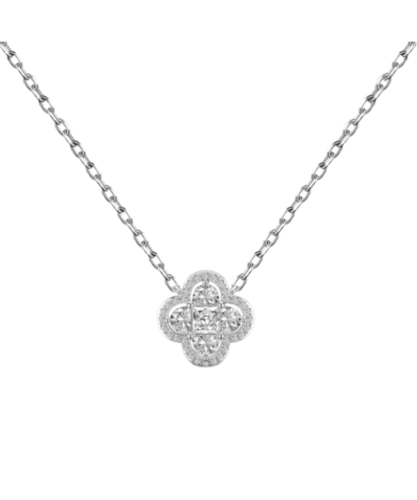 Sterling silver chain with zirconium pendant