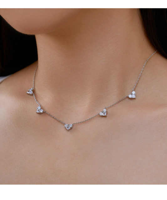 Sterling silver chain with zirconium pendant