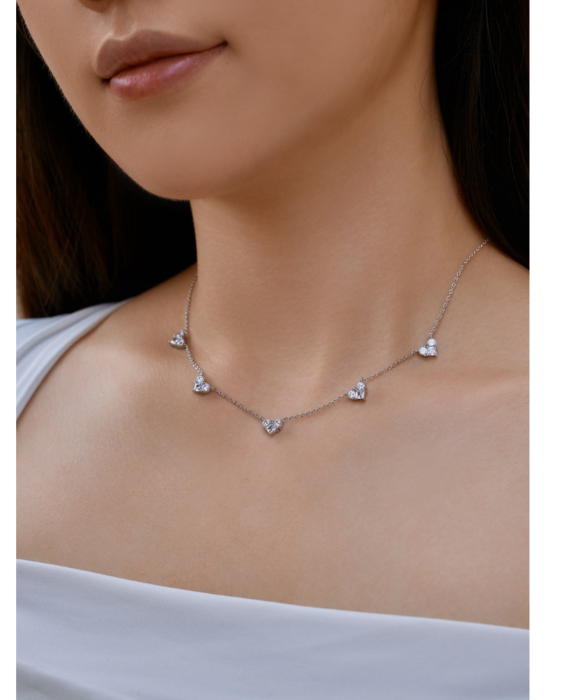 Sterling silver chain with zirconium pendant